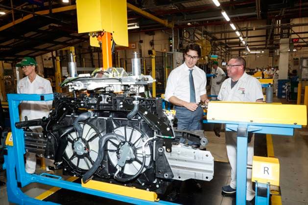 April 5, 2023, ALLISTON, ON, CANADA: Prime Minister Justin Trudeau tours a Honda Manufacturing Plant in Alliston, Ont., Wednesday, April 5, 2023. ALLISTON CANADA  - ZUMAc35_ 20230405_zaf_c35_017 Copyright: xColexBurstonx