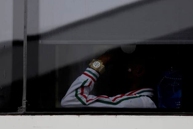 Haitian Migrants Relocated To Shelter In Mexico City A migrant aboard a bus leaves the facilities of the Tlahuac Forest in Mexico City, who was supported by the National Migration Institute and the Ministry of Inclusion and Social Welfare, which offered him food, accommodation and migration orientation while he awaits a permit or Visitor s Card for Humanitarian Reasons that will allow him to transit national territory for between 45 and 90 days to be able to continue his journey to the border. Mexico City Mexico City Mexico  Copyright: xGerardoxVieyrax originalFilename: vieyra-notitle230410_npntg.jpg