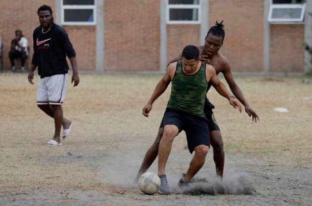 Haitian Migrants Relocated To Shelter In Mexico City Haitian migrants play soccer at the Bosque de Tlahuac facilities in Mexico City, who were supported by the National Institute of Migration and the Secretariat for Inclusion and Social Welfare that offered food, lodging, and migratory guidance while they wait for a permit or Visitor s Card for Humanitarian Reasons that allows them to transit through national territory between 45 and 90 days to continue their journey to the border. Mexico City Mexico City Mexico  Copyright: xGerardoxVieyrax originalFilename: vieyra-notitle230410_npXoo.jpg