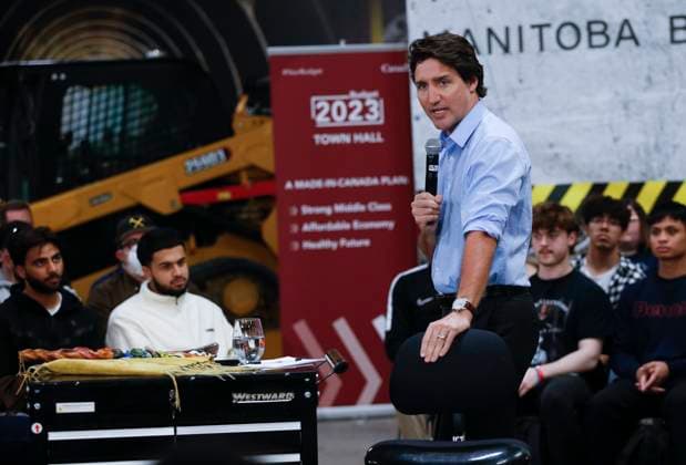 April 12, 2023, WINNIPEG, MANITOBA, CANADA: Prime Minister Justin Trudeau speaks during a town hall meeting at the Manitoba Building Trades Institute in Winnipeg, Wednesday, April 12, 2023. WINNIPEG CANADA  - ZUMAc35_ 20230412_zaf_c35_078 Copyright: xJohnxWoodsx