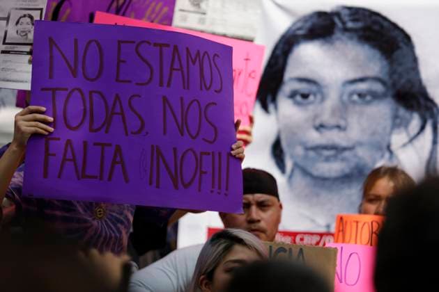 Freestylers Call For The Return Alive Of Mexican Rapper Ana Arizbeth Soto Font Various freestylers collectives are demonstrating outside the Attorney General s Office in Mexico City to demand the search and appearance alive of Mexican rapper Ana Arizbeth Soto Font, better known as Inof, reported missing since 8 April in the vicinity of the municipality of Ecatepec, State of Mexico. Mexico City Mexico City Mexico  Copyright: xGerardoxVieyrax originalFilename: vieyra-notitle230414_npVNA.jpg