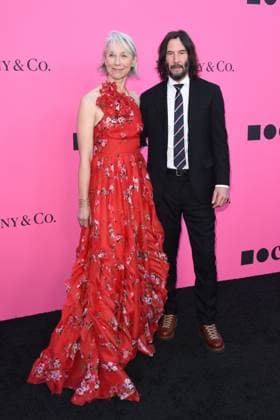 Bilder des Jahres 2023, Entertainment 04 April Entertainment Themen der Woche KW15 Entertainment Bilder des Tages April 15, 2023, Los Angeles, California, USA: ALEXANDRA GRANT (L) and KEANU REEVES attend the MOCA (Museum of Contemporary Art) Gala in Los Angeles, California Los Angeles USA - ZUMAs247 20230415_zmp_s247_007 Copyright: xCharliexSteffensx