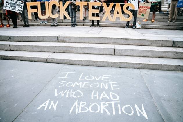 April 15, 2023, New York, United States: Sidewalk is stenciled with words I love someone who had an abortion on Saturday, April 15, 2023 in New York, NY. Abortion rights activists throughout the United States rally against the controversial decision of Judge Matthew Kacsmaryk of the U.S. District Court in Amarillo, Texas, who overruled the FDA approval of abortion medication mifepristone. New York United States - ZUMAs197 20230415_zaa_s197_438 Copyright: xOlgaxFedorovax
