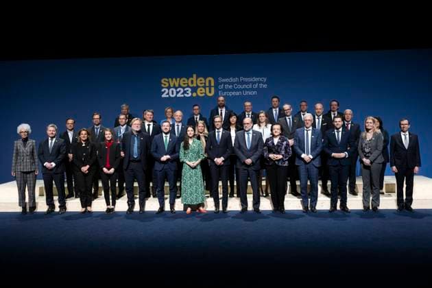 Bilder des Jahres 2023, News 04 April News Themen der Woche KW16 News Bilder des Tages Back (l-r): Hugo Polido Pires (Portugal), Uros Vajgl (Slovenia), Paul RasquÃ (Luxemburg), Stefan Tidow (Germany), Rositsa Karamfilova (Bulgaria), Maris Sprindzuks (Latvia), Leonore Gewessler (Austria), Simonas Gentvilas (Lithuania), Kristen Michal (Estonia), Francesca Salvemini (Italy), Mario Siljeg (Croatia), Zakia Khattabi (Belgium), Juhani Damski (Finland), Aniko Raisz DR (Hungary), Barna Tanczos (Romania), Adam Guibourge-Czetwertynski (Poland), Bjorn Decoster (Netherlands), Magnus Johannes Heunicke (Denmark), Juraj Smatana (Slovakia), Petros Xenophontos (Cyprus) and Margaret Cassar (Malta), Front (l-r): Katrin Schneeberger (Switzerland), Stefan Hassler (Liechtenstein), Maria Teresa Ribera Rodriguez (Spain), Aude Charrier (France), P  Copyright: xHenrikxMontgomery TTx SWEDEN EU PRESIDENCY ENVIRONMENT MINISTERS TTNEWS020676