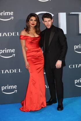 Bilder des Jahres 2023, Entertainment 04 April Entertainment Themen der Woche KW16 Entertainment Bilder des Tages . 18 04 2023. London, United Kingdom. Priyanka Chopra arriving at the Citadel premiere in London.  xStephenxLockx xi-Imagesx IIM-24292-0001