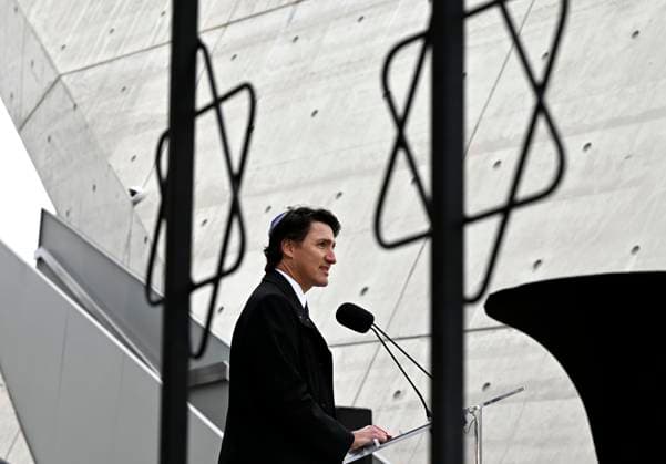 April 18, 2023, Ottawa, ON, CAN: Prime Minister Justin Trudeau speaks during a ceremony marking Yom HaShoah, Holocaust Memorial Day, at the National Holocaust Monument in Ottawa, on Tuesday, April 18, 2023. Ottawa CAN  - ZUMAc35_ 20230418_zaf_c35_017 Copyright: xJustinxTangx