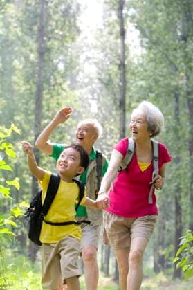 Little Chinese boy with his grandparents hiking Beijing China Copyright: xLanexOateyx bji01900182
