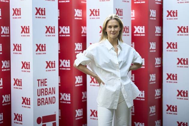 Bar Refaeli presents the new Xti collection at Ginkgo Garden Featuring: Bar Refaeli Where: Madrid, Spain When: 19 Apr 2023 Credit: Sean Thornton Cover Images **NOT AVAILABLE FOR PUBLICATION IN SPAIN** Copyright: xx 52629914 EDITORIAL USE ONLY. NOT FOR USE BY NEWSPAPERS BASED IN THE UK.