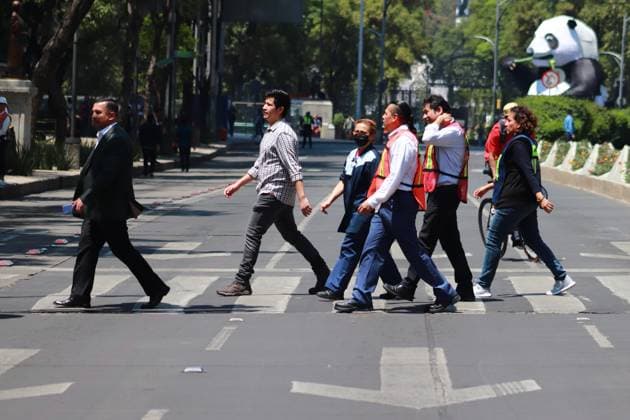 First National earthquake Drill 2023 April 19, 2023 in Mexico City, Mexico: Civil protection members, rescuers and authorities trained people to evacuate buildings during the First National Drill 2023, in case of a 7.5 magnitude earthquake situation. On April 19, 2023 in Mexico City, Mexico. (Photo by Carlos Santiago Eyepix Group) Copyright: xCarlosxSantiagox xEyepixxGroupx CS202304196048