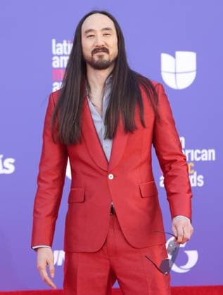 Steve Aoki attends the 8th annual Latin American Music Awards at the MGM Grand Garden Arena in Las Vegas on Thursday, April 20, 2023. The annual event honors outstanding achievements for artists in the Latin music industry.  LAV2023042156 JAMESxATOA