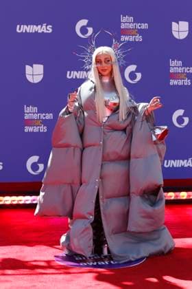 Singer Mar Solís poses on the red carpet of the Latin American Music Awards (Latin AMAs) at the MGM Grand Garden Arena in Las Vegas, Nevada, USA, 20 April 2023. Featuring Bad Bunny, Becky G and Daddy Yankee as favorites, this year s nominations highlight artists spanning all genres of Latin music in 26 categories. Red carpet of the Latin AMAs Awards in Las Vegas !ACHTUNG: NUR REDAKTIONELLE NUTZUNG!  Copyright: xRondaxChurchillx USA6296 20230421-56dc89ea713fa5dc6fb0d39385a074faea9bbc14