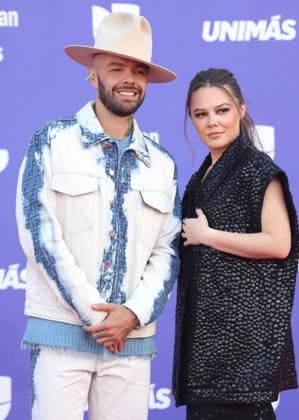 (L-R) Jesse Huerta and Joy Huerta of Jesse y Joy attend the 8th annual Latin American Music Awards at the MGM Grand Garden Arena in Las Vegas on Thursday, April 20, 2023. The annual event honors outstanding achievements for artists in the Latin music industry.  LAV2023042202 JAMESxATOA