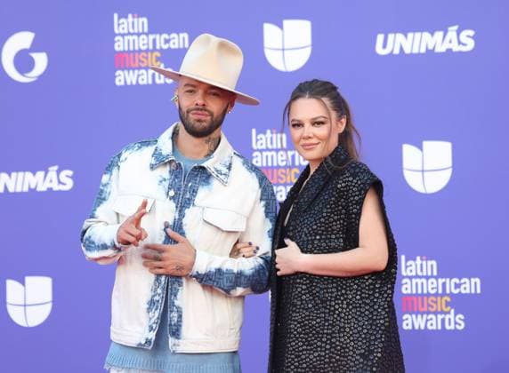 (L-R) Jesse Huerta and Joy Huerta of Jesse y Joy attend the 8th annual Latin American Music Awards at the MGM Grand Garden Arena in Las Vegas on Thursday, April 20, 2023. The annual event honors outstanding achievements for artists in the Latin music industry.  LAV2023042201 JAMESxATOA