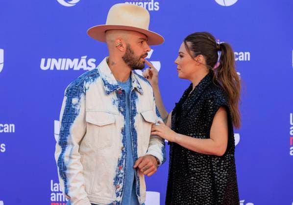 Entertainment Bilder des Tages April 20, 2023, Los Angeles, California, USA: Jesse and Joy on the red carpet of the 2023 Latin American Music Awards held on Thursday April 20, 2023 at the MGM Grand in Las Vegas, Nevada. PI Los Angeles USA - ZUMAp124 20230420_zaa_p124_017 Copyright: xJAVIERxROJASx