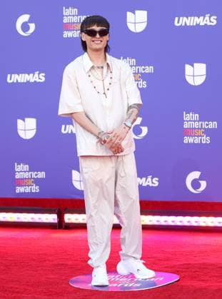 Peso Pluma attends the 8th annual Latin American Music Awards at the MGM Grand Garden Arena in Las Vegas on Thursday, April 20, 2023. The annual event honors outstanding achievements for artists in the Latin music industry.  LAV2023042251 JAMESxATOA