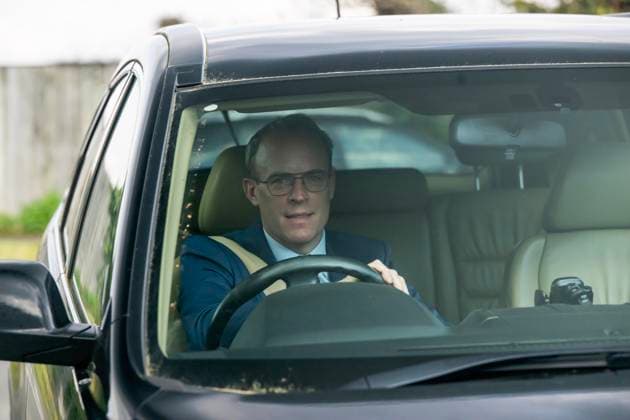 News Themen der Woche KW16 News Bilder des Tages . 21 04 2023. London, United Kingdom. Cabinet Minister Dominic Raab leaving his home near London after resigning from the UK Government following bullying claims.  xi-Imagesx IIM-24303-0007