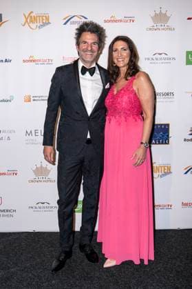 Golden Sun 2023 by Sonnenklar TV in Kalkar Patrick Hufen, insurance detective and TV actor with wife Sabine Hufen Golden Sun 2023 by Sonnenklar TV in Kalkar Patrick Hufen, insurance detective and TV actor with wife Sabine Hufen, Kalkar North Rhine Westphalia Germany Wunderland Kalkar
