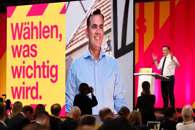 Stefan Naas beim 74. Ord. Bundesparteitag der FDP in der Station Berlin. Berlin, 22.04.2023 *** Stefan Naas at the 74 Ord Federal Party Congress of the FDP in the station Berlin Berlin, 22 04 2023 Foto:xJ.xMWx xFuturexImage