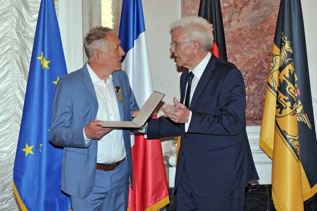 Award of the Order of Merit of the State of Baden Württemberg Winfried Kretschmann Bündnis 90 Die Grünen Prime Minister of Baden Württemberg and Christian Streich on the occasion of the award of the Order of Merit of the State of Baden Württemberg on 22 04 2023 in Mannheim Castle 20230422MWI64191