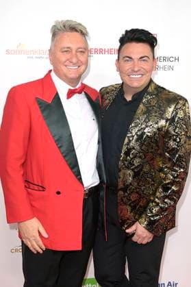 Hubert Fella and Matthias Mangiapane at the award ceremony of the Golden Sun 2023 during the Sonnenklar TV Gala in Wunderland Kalkar Kalkar, 22 04 2023 Foto:xF.xKernx xFuturexImage