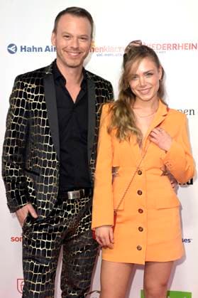 Marie Wegener with Christian Ehrlich at the award ceremony of the Golden Sun 2023 during the Sonnenklar TV Gala in Wunderland Kalkar Kalkar, 22 04 2023 Foto:xF.xKernx xFuturexImage