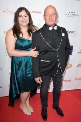 Tom Barcal with wife Stefanie Black Barcal at the award ceremony of the Golden Sun 2023 during the Sonnenklar TV Gala in Wunderland Kalkar Kalkar, 22 04 2023 Foto:xF.xKernx xFuturexImage