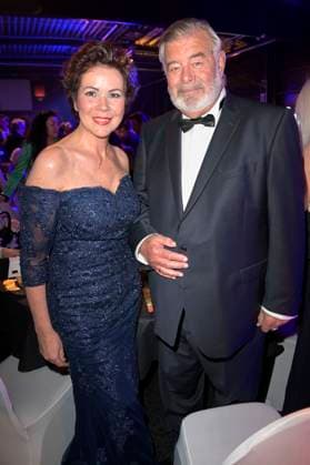 Harry Wijnvoord with wife Iris Dahlke at the award ceremony of the Golden Sun 2023 during the Sonnenklar TV Gala in Wunderland Kalkar Kalkar, 22 04 2023 Foto:xF.xKernx xFuturexImage
