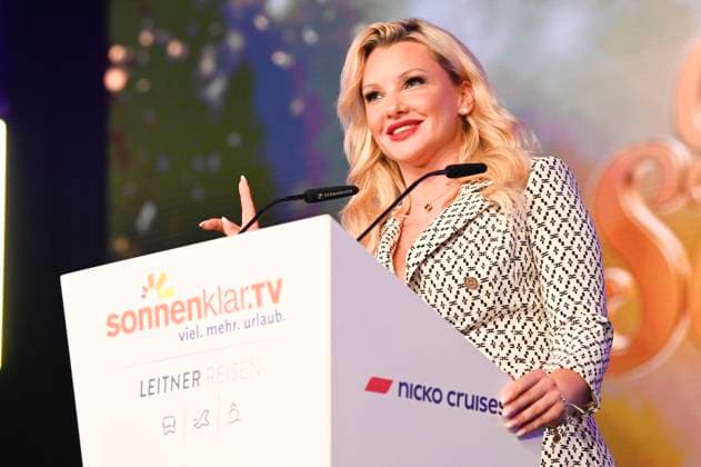 Evelyn Burdecki at the award ceremony of the Golden Sun 2023 during the Sonnenklar TV Gala in Wunderland Kalkar Kalkar, 22 04 2023 Foto:xF.xKernx xFuturexImage