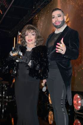 Joan Collins and Harald Glööckler at the award ceremony of the Golden Sun 2023 during the Sonnenklar TV Gala in Wunderland Kalkar Kalkar, 22 04 2023 Foto:xF.xKernx xFuturexImage
