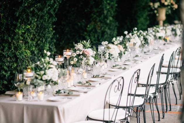 outdoor wedding table in italy Como, Lombardy, Italy R_IVUG230324-1158103-01