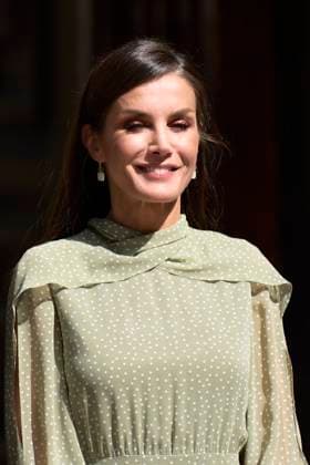 24-04-2023 Madrid Queen Letizia arriving for the presentation of the Miguel de Cervantes literature prize in the Spanish language 2022 to Rafael Cadenas at the university of Alcala de Henares in Madrid. No Spain Â  Copyright: xPPEx