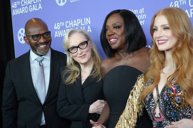 April 24, 2023, New York, NY, USA: JULIUS TENNON, MERYL STREEP, VIOLA DAVIS, and JESSICA CHASTAIN attend the 48th Chaplin Award Gala honoring Viola Davis, presented by Film at Lincoln Center,.Alice Tully Hall, Lincoln Center, NYCApril 24, 2023 .New York City..April 24, 2023. New York USA - ZUMAms4_ 20230424_zaf_ms4_016 Copyright: xSoniaxMoskowitzxGordonx