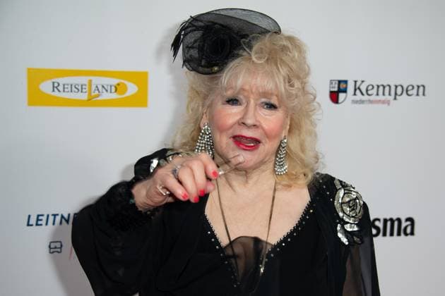 Eva JACOB, singer, Jacob Sisters, red carpet, red carpet show, arrival, arrival, The Golden Sun 2023, on 22 04 2023 at Wunderland Kalkar,