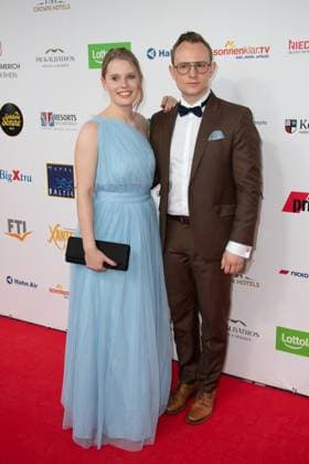 Ricardo MARINELLO, singer, opera singer, tenor, escort not identified, red carpet, red carpet show, arrival, arrival, The Golden Sun 2023, on 22 04 2023 at Wunderland Kalkar,