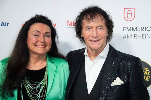 Franz LAMBERT, musician, organist, with wife Christa, red carpet, red carpet show, arrival, arrival, The Golden Sun 2023, on 22 04 2023 at Wunderland Kalkar,