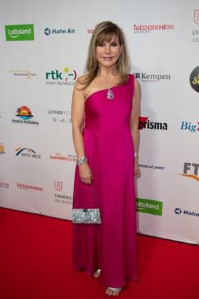 Deborah SASSON, singer, musical star, red carpet, red carpet show, arrival, arrival, The Golden Sun 2023, on 22 04 2023 at Wunderland Kalkar,