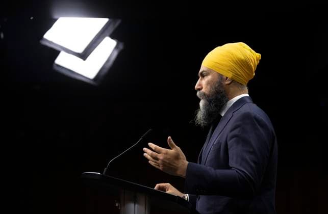 News Bilder des Tages April 25, 2023, Ottawa, ON, Canada: New Democratic Party leader Jagmeet Singh is seen during a news conference on Parliament Hill, in Ottawa, Tuesday, April 25, 2023. Ottawa Canada  - ZUMAc35_ 20230425_zaf_c35_029 Copyright: xAdrianxWyldx