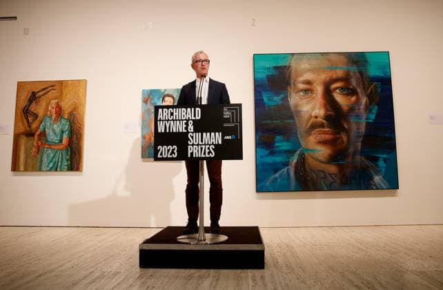 ARCHIBALD PACKING ROOM PRIZE 2023, Gallery Director Dr Michael Brand during the announcement of the Archibald Packing Room Prize portrait at the Art Gallery of NSW, Sydney Thursday, April 27, 2023. ( NO ARCHIVING, EDITORIAL USE ONLY, NO USE IN BOOKS WITHOUT CONSENT SYDNEY NSW AUSTRALIA  Copyright: xNIKKIxSHORTx 20230427001791335190