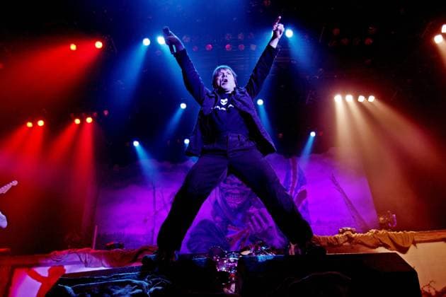 OSLO 20061121 Iron Maiden with singer Bruce Dickinson on stage during a concert in Oslo November 21, 2006. OSLO Norway BILDER x20520x *** OSLO 20061121 Iron Maiden with singer Bruce Dickinson on stage during a concert in Oslo November 21, 2006 OSLO Norway BILDER x20520x  Copyright: xStianxLysbergxSolumx xTTx 20520