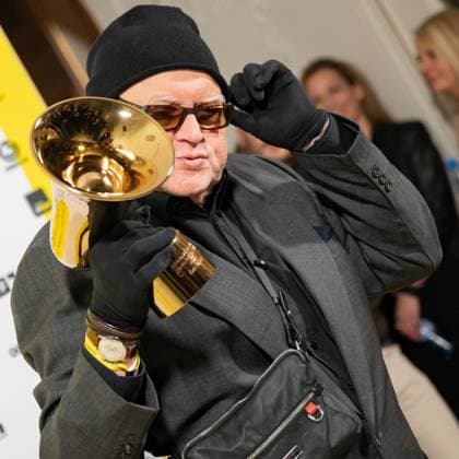 RECORD DATE NOT STATED 20230428 Amadeus Austrian Music Awards 2023 WIEN, OESTERREICH - 28. APRIL: Preistraeger der Amadeus Award 2022 fuer sein Lebenwerk Musiker Karl Ratzer nach der Show anslaesslich der Verleihung des Amadeus Austria Music Awards 2022 in der weissen Bar des Wiener Volkstheaters am 28. April 2022 in Wien, Oesterreich. 230429_SEPA_17_019 Copyright: xIsabellexOuvrardx SEPAxMedia