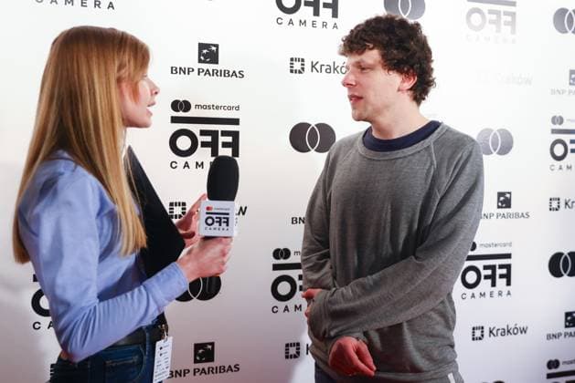 Jesse Eisenberg In Krakow, Poland Actor and director Jesse Eisenberg attends the 16th edition of International Festival of Independent Cinema Mastercard OFF CAMERA in Krakow, Poland on April 29, 2023. Krakow Poland  Copyright: xBeataxZawrzelx originalFilename: zawrzel-jesseeis230429_npjdX.jpg