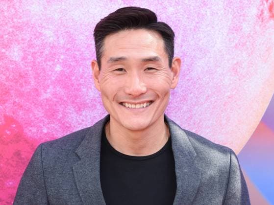 30 April 2023 - Pasadena, California - Lanny Joon. Pasadena Playhouse Presents Opening Night Performance Of A Little Night Music at Pasadena Playhouse. Photo Credit: Billy Bennight AdMedia 291356 2023-04-30 California Pasadena Etats-Unis  Copyright: xAdMediax STAR_291356_041
