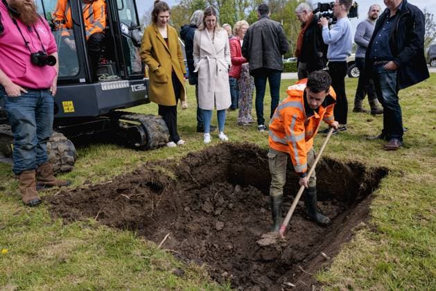 OMMEREN - Employees of the Historical Circle Kesteren are looking for an alleged Nazi treasure. In January it was announced that during the Second World War, Germans would have buried a gold treasure in the village of Gelderland with valuables that had been captured from an Arnhem bank. A treasure map was found in the National Archives showing the place where the treasure was buried. ANP MARCEL KRIJGSMAN netherlands out - belgium out  Copyright: xx x468254432x originalFilename: 468254432.jpg