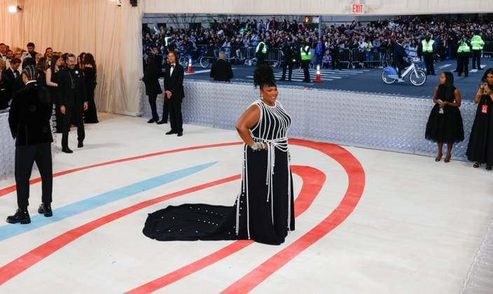 Lizzo arrives on the red carpet for The Met Gala at The Metropolitan Museum of Art celebrating the opening of Karl Lagerfeld: A Line of Beauty in New York City on Monday, May 1, 2023.  NYP202305012973 JOHNxANGELILLO