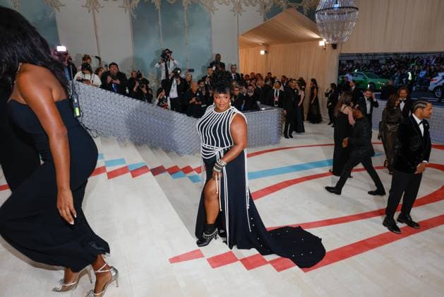 Lizzo arrives on the red carpet for The Met Gala at The Metropolitan Museum of Art celebrating the opening of Karl Lagerfeld: A Line of Beauty in New York City on Monday, May 1, 2023.  NYP202305012974 JOHNxANGELILLO