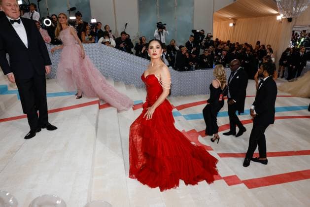 Francois-Henri Pinault and Salma Hayek arrive on the red carpet for The Met Gala at The Metropolitan Museum of Art celebrating the opening of Karl Lagerfeld: A Line of Beauty in New York City on Monday, May 1, 2023.  NYP20230501208 JOHNxANGELILLO