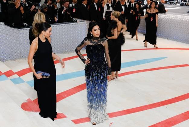 Huma Abedin arrives on the red carpet for The Met Gala at The Metropolitan Museum of Art celebrating the opening of Karl Lagerfeld: A Line of Beauty in New York City on Monday, May 1, 2023.  NYP20230501235 JOHNxANGELILLO