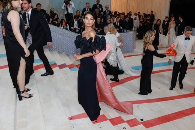 Lily Aldridge arrives on the red carpet for The Met Gala at The Metropolitan Museum of Art celebrating the opening of Karl Lagerfeld: A Line of Beauty in New York City on Monday, May 1, 2023.  NYP20230501260 JOHNxANGELILLO