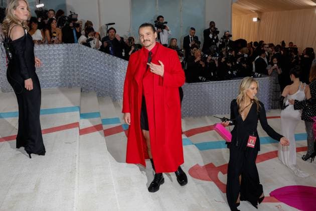 Pedro Pascal arrives on the red carpet for The Met Gala at The Metropolitan Museum of Art celebrating the opening of Karl Lagerfeld: A Line of Beauty in New York City on Monday, May 1, 2023.  NYP20230501274 JOHNxANGELILLO