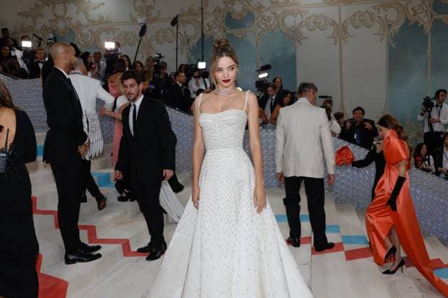 Miranda Lambert arrives on the red carpet for The Met Gala at The Metropolitan Museum of Art celebrating the opening of Karl Lagerfeld: A Line of Beauty in New York City on Monday, May 1, 2023.  NYP20230501281 JOHNxANGELILLO